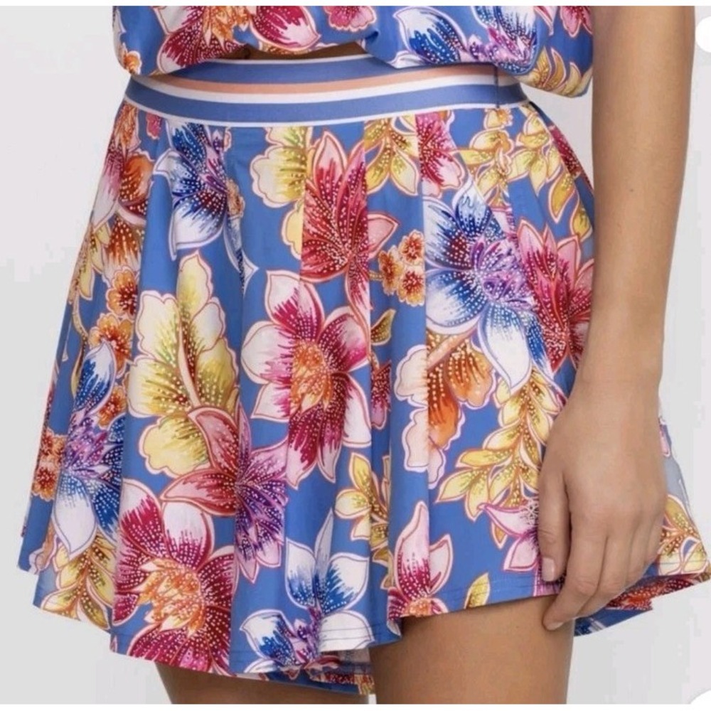 New Johnny Was Active Blue Tropical Floral Flutter Bee Skort Shorts Tennis Golf